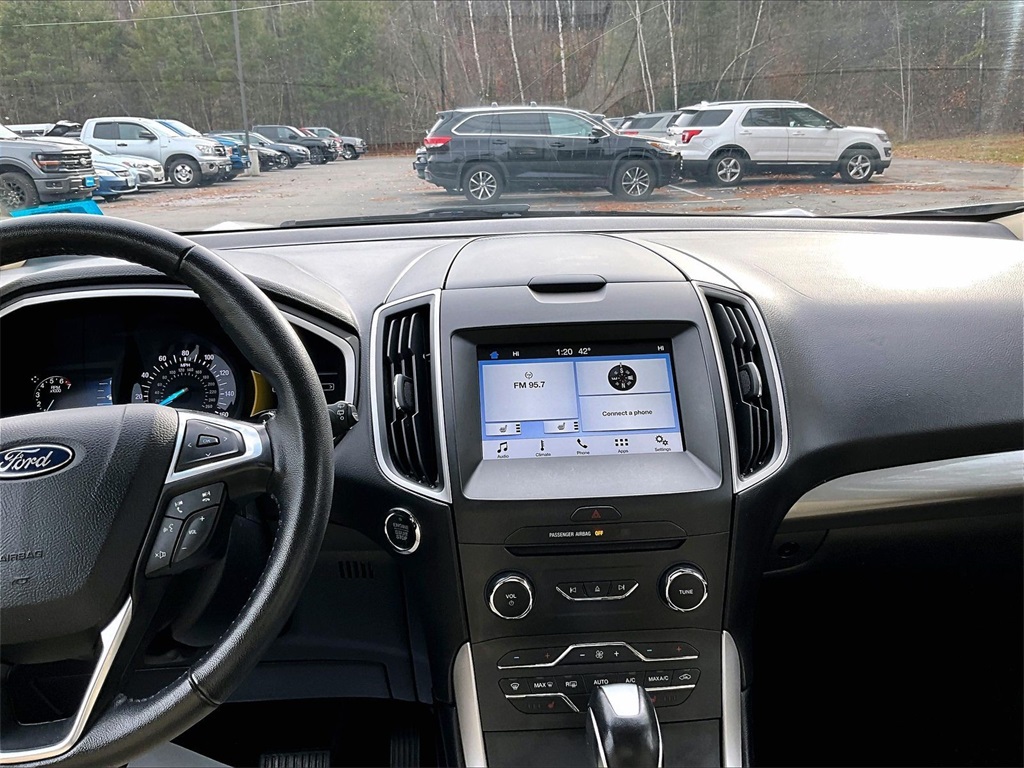 2017 Ford Edge SEL - Photo 18