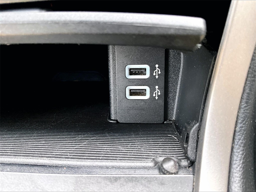 2017 Ford Edge SEL - Photo 27