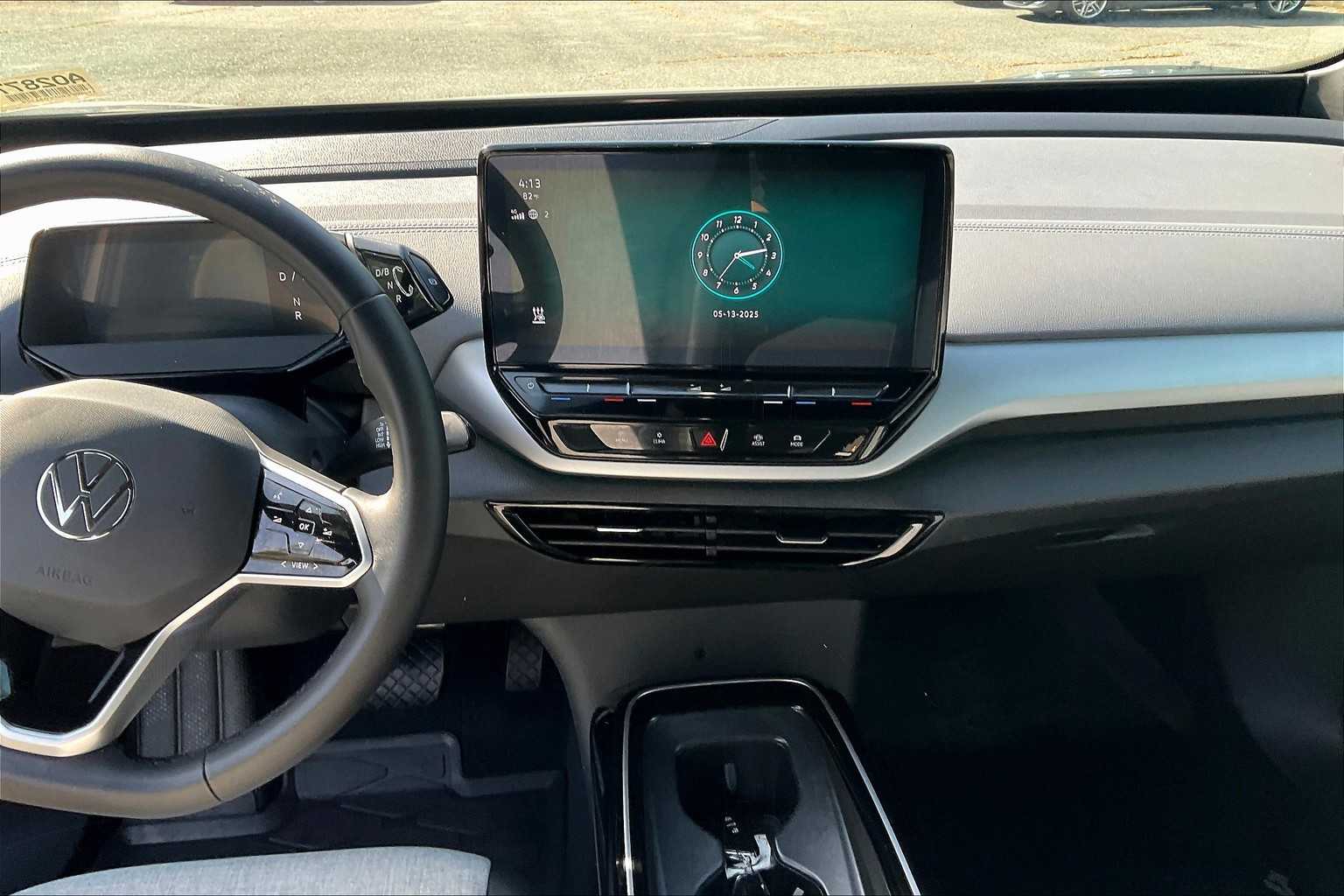 2023 Volkswagen ID.4 Pro - Photo 18