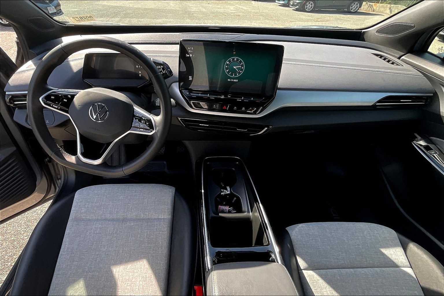 2023 Volkswagen ID.4 Pro - Photo 21