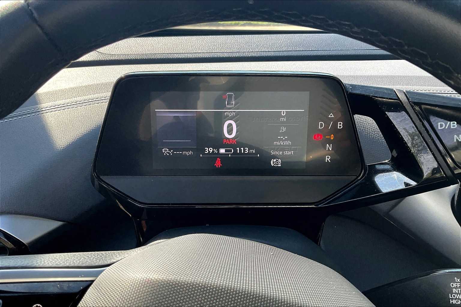 2023 Volkswagen ID.4 Pro - Photo 25