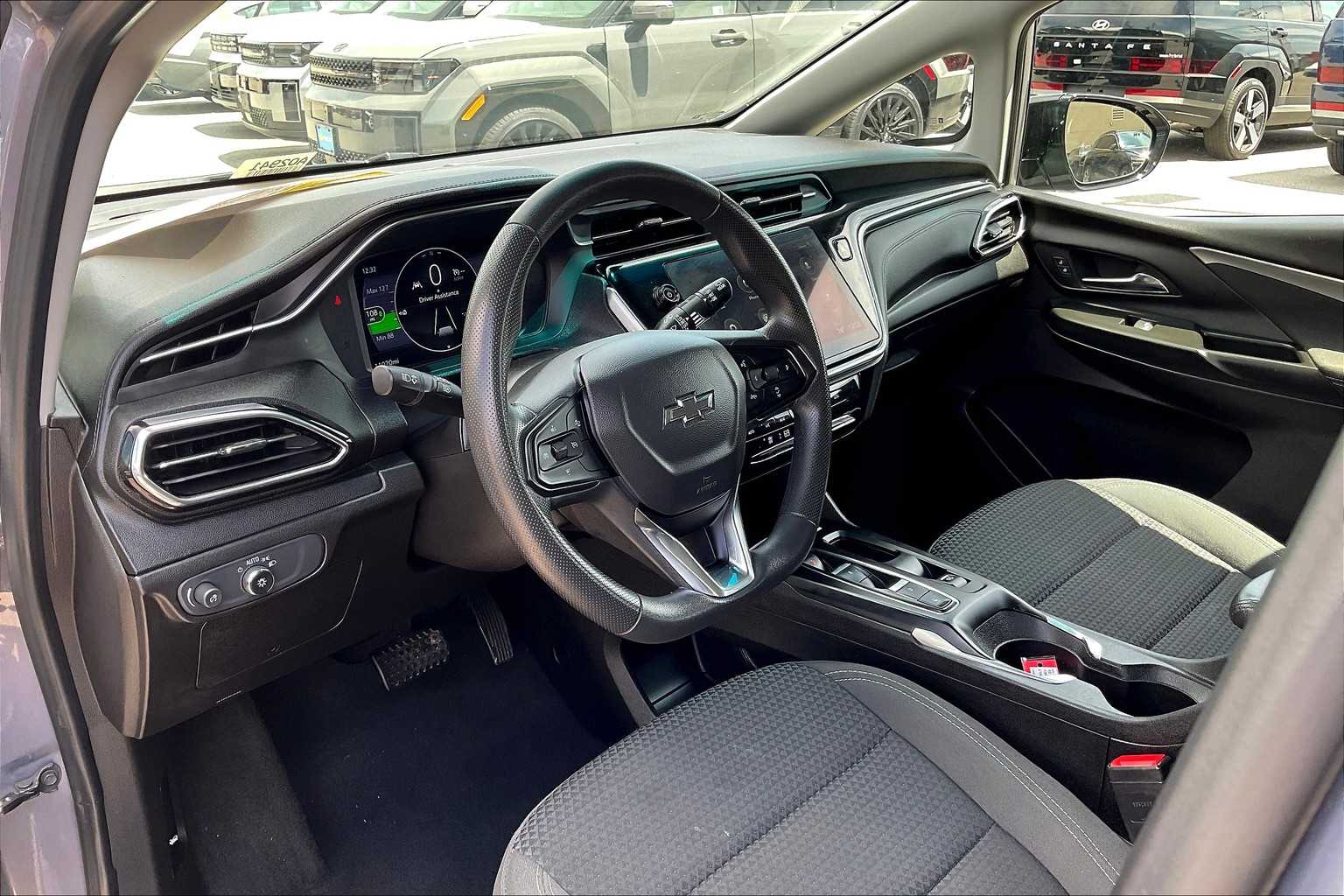 2023 Chevrolet Bolt EV 1LT - Photo 8