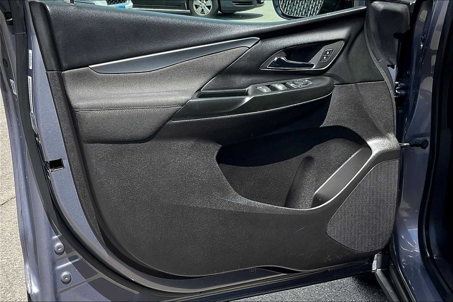 2023 Chevrolet Bolt EV 1LT - Photo 9
