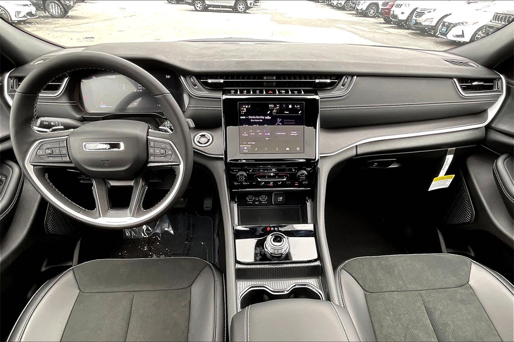 2025 Jeep Grand Cherokee L Altitude X - Photo 12