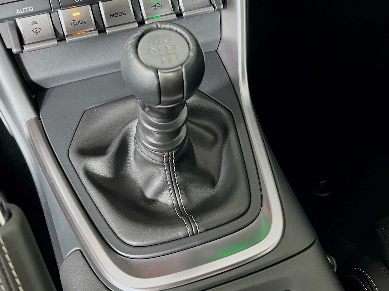 2025 Toyota GR86 Premium - Photo 11