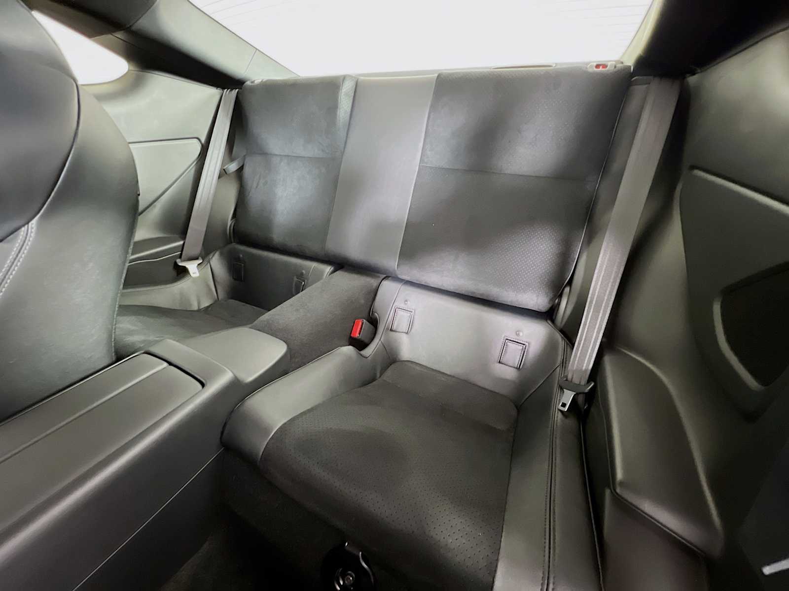 2025 Toyota GR86 Premium - Photo 13