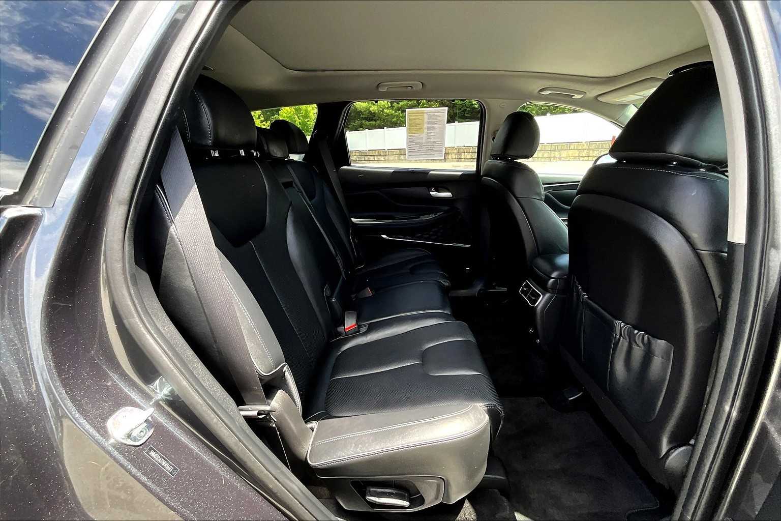 2022 Hyundai Santa Fe SEL - Photo 16
