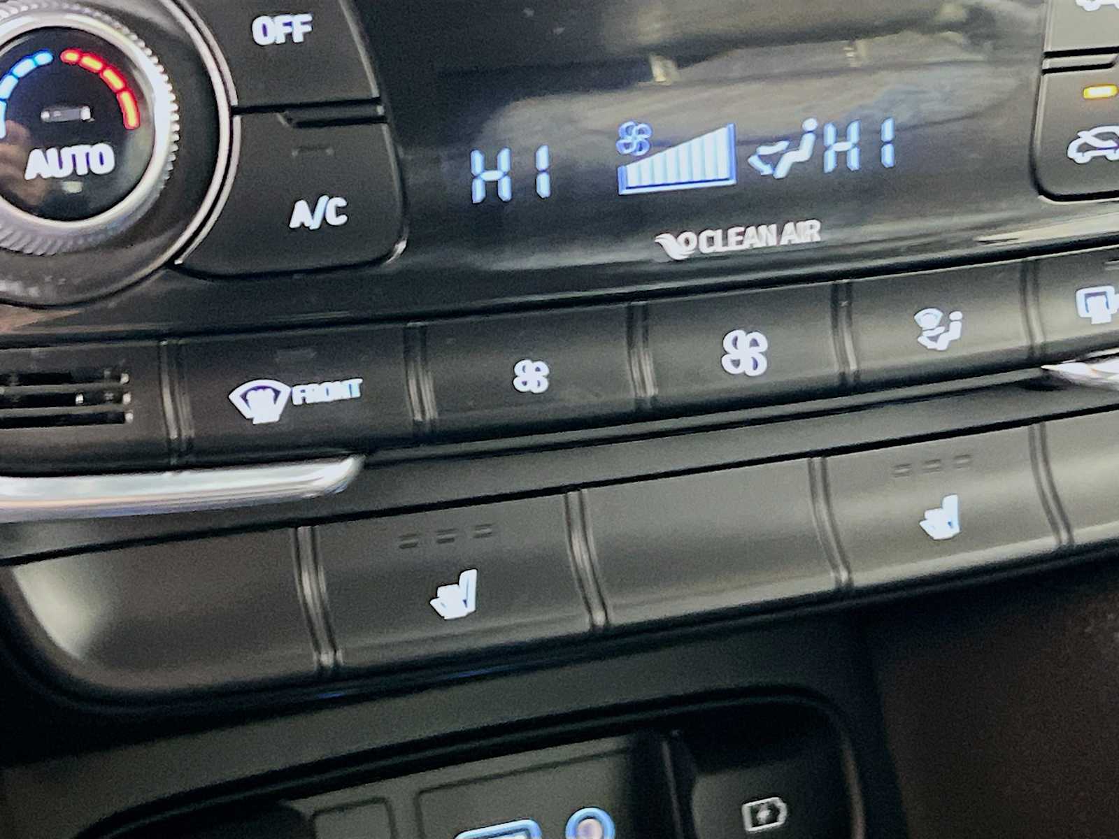 2020 Hyundai Santa Fe SEL - Photo 20