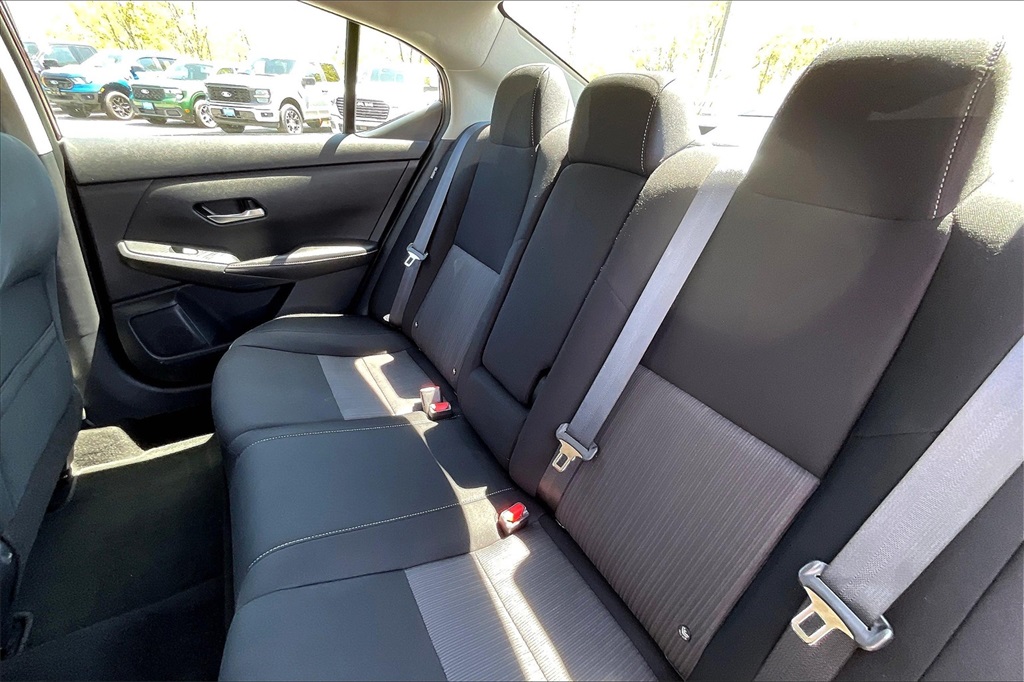 2022 Nissan Sentra SV - Photo 14
