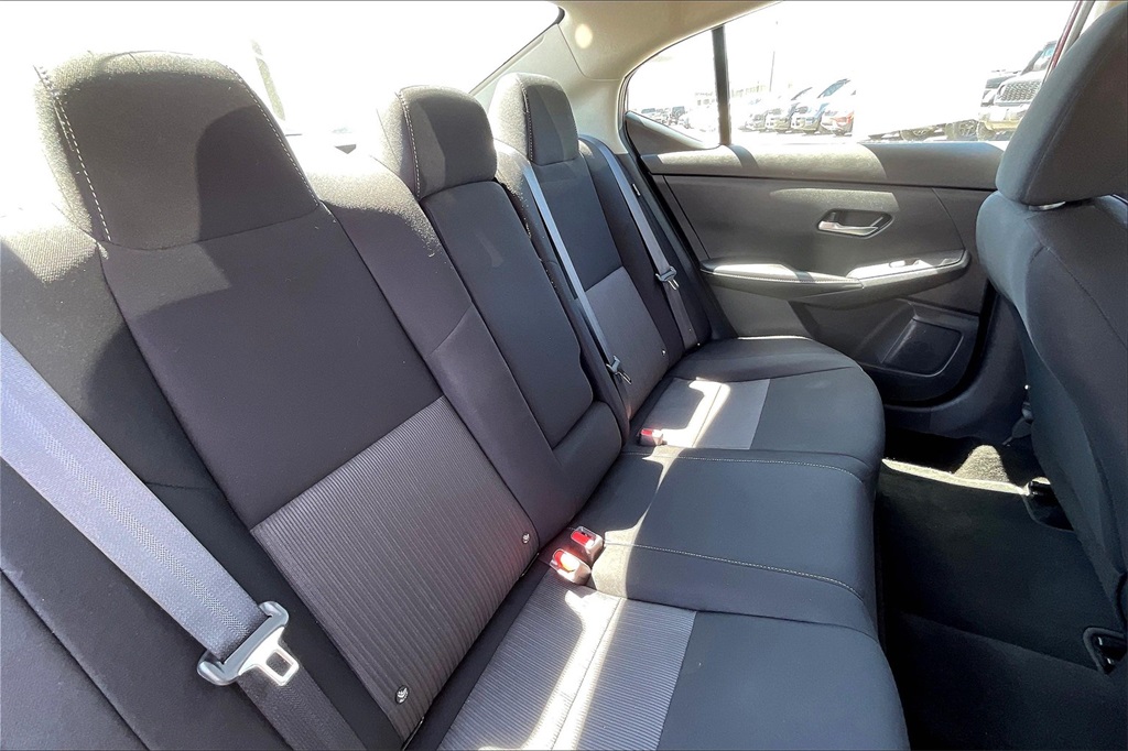 2022 Nissan Sentra SV - Photo 15