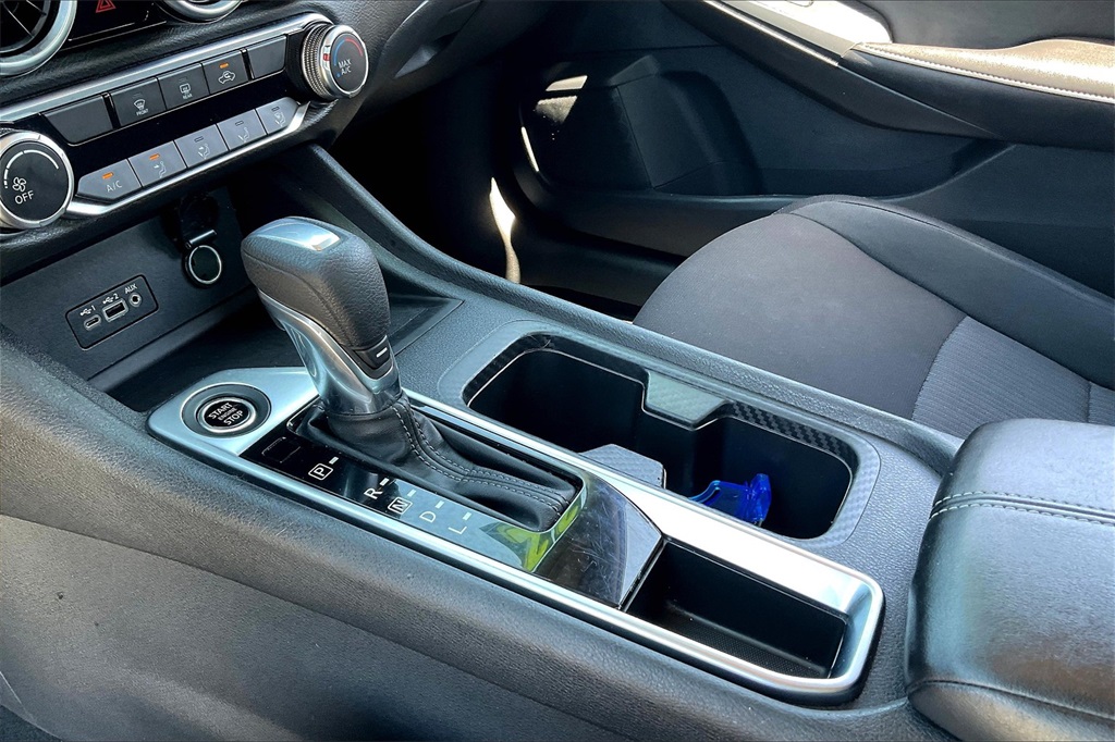 2022 Nissan Sentra SV - Photo 19