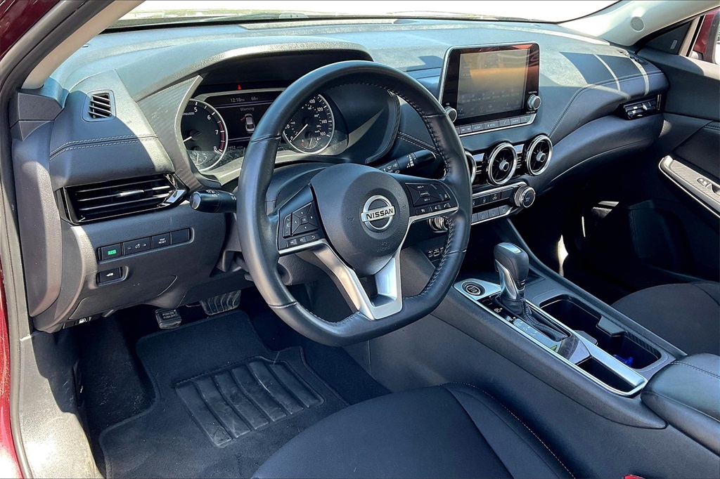 2022 Nissan Sentra SV - Photo 8