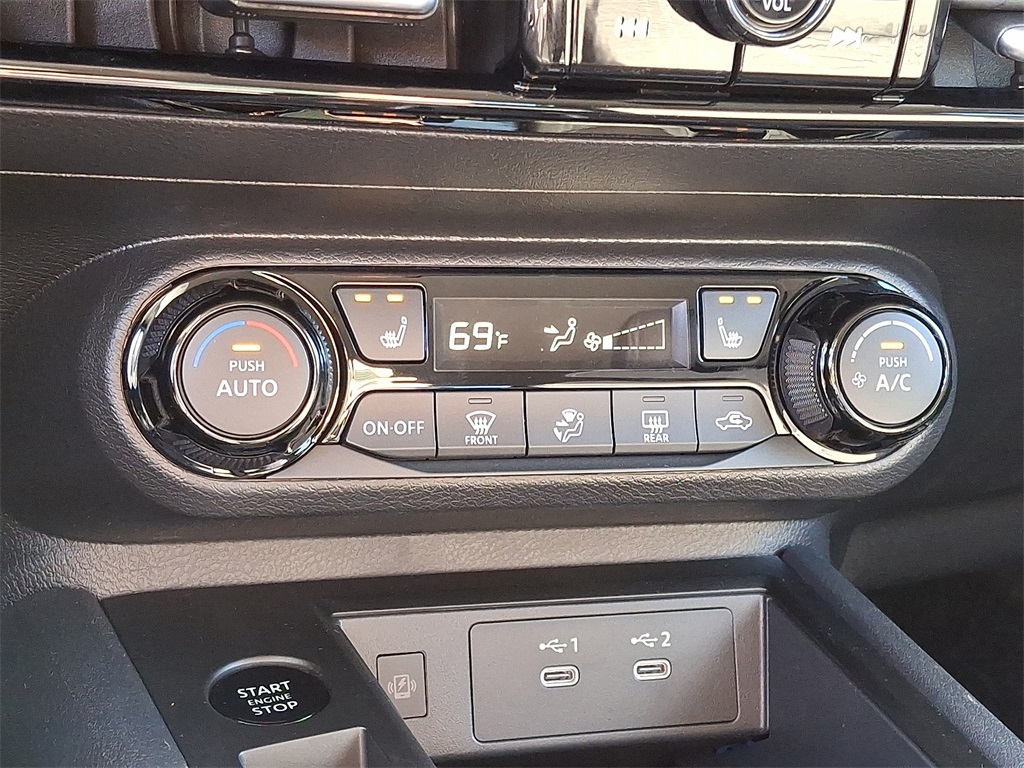 2026 Nissan Kicks SV - Photo 11