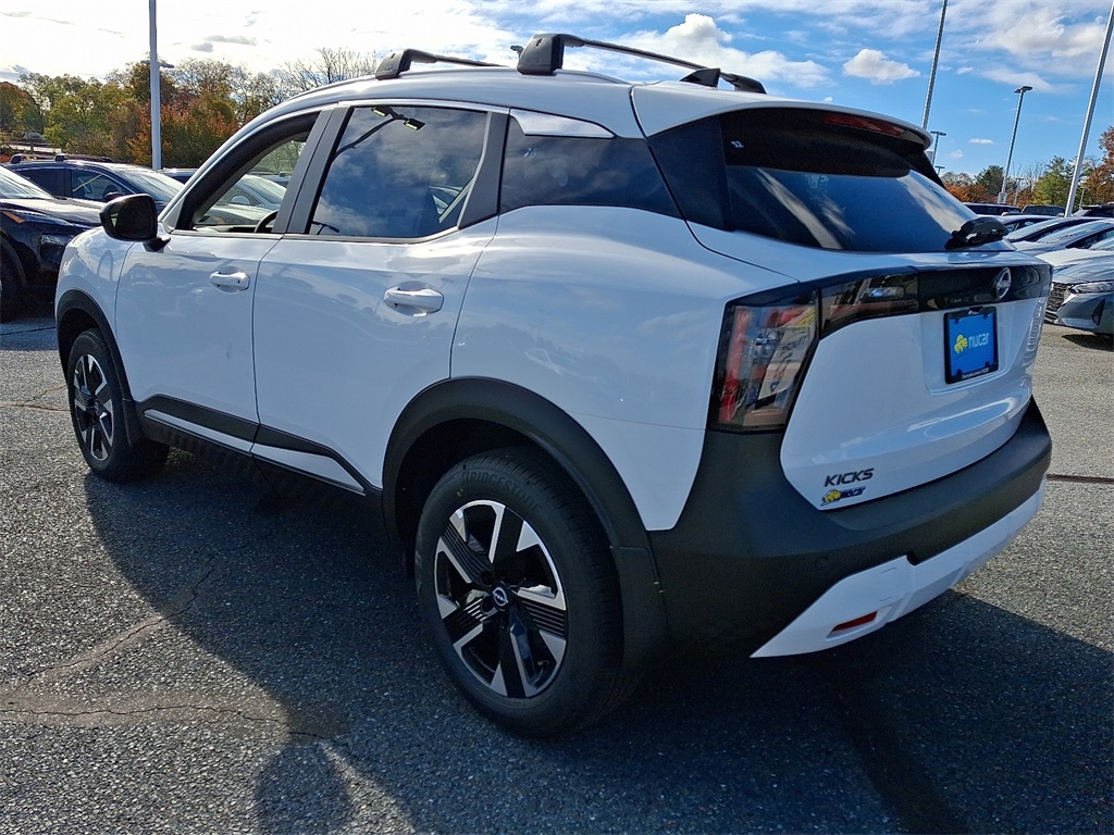 2026 Nissan Kicks SV - Photo 3