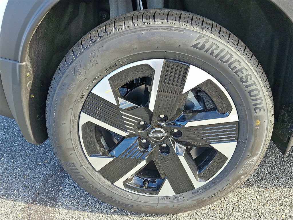 2026 Nissan Kicks SV - Photo 5