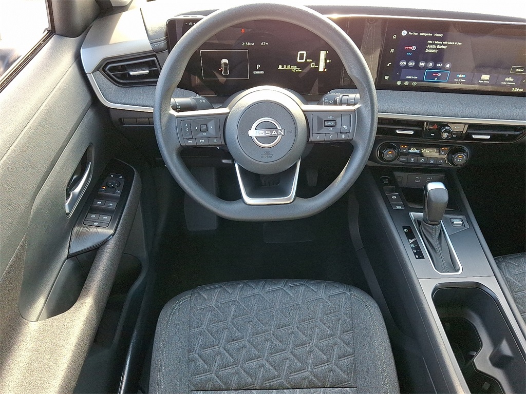 2026 Nissan Kicks SV - Photo 7