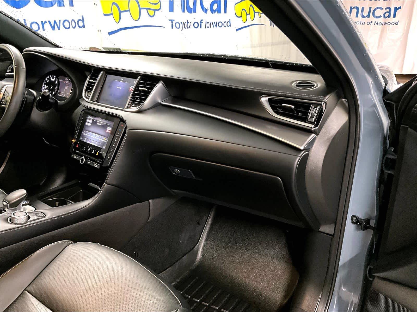 2023 INFINITI QX55 LUXE - Photo 13