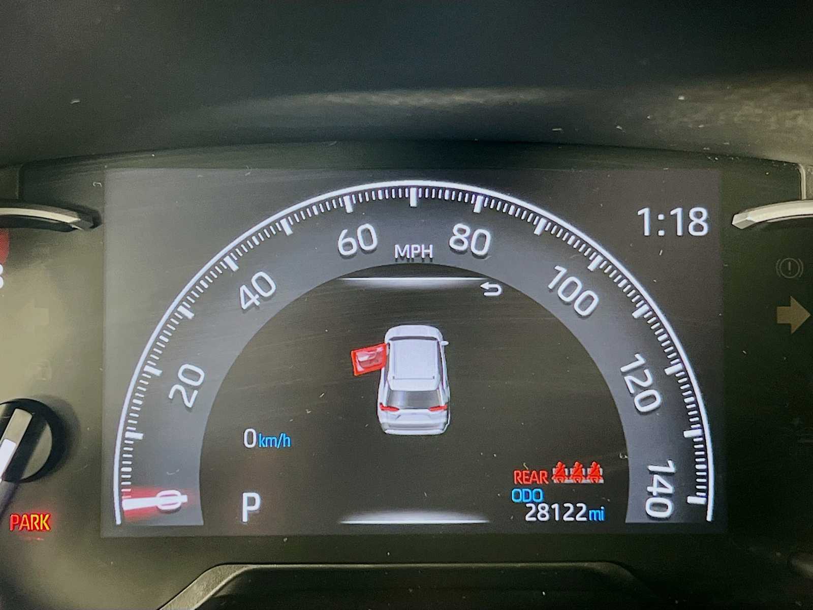 2023 Toyota RAV4 LE - Photo 12