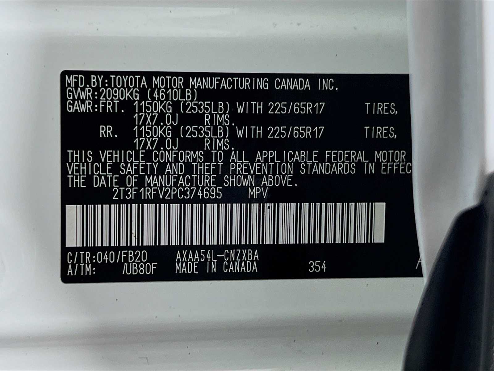 2023 Toyota RAV4 LE - Photo 31