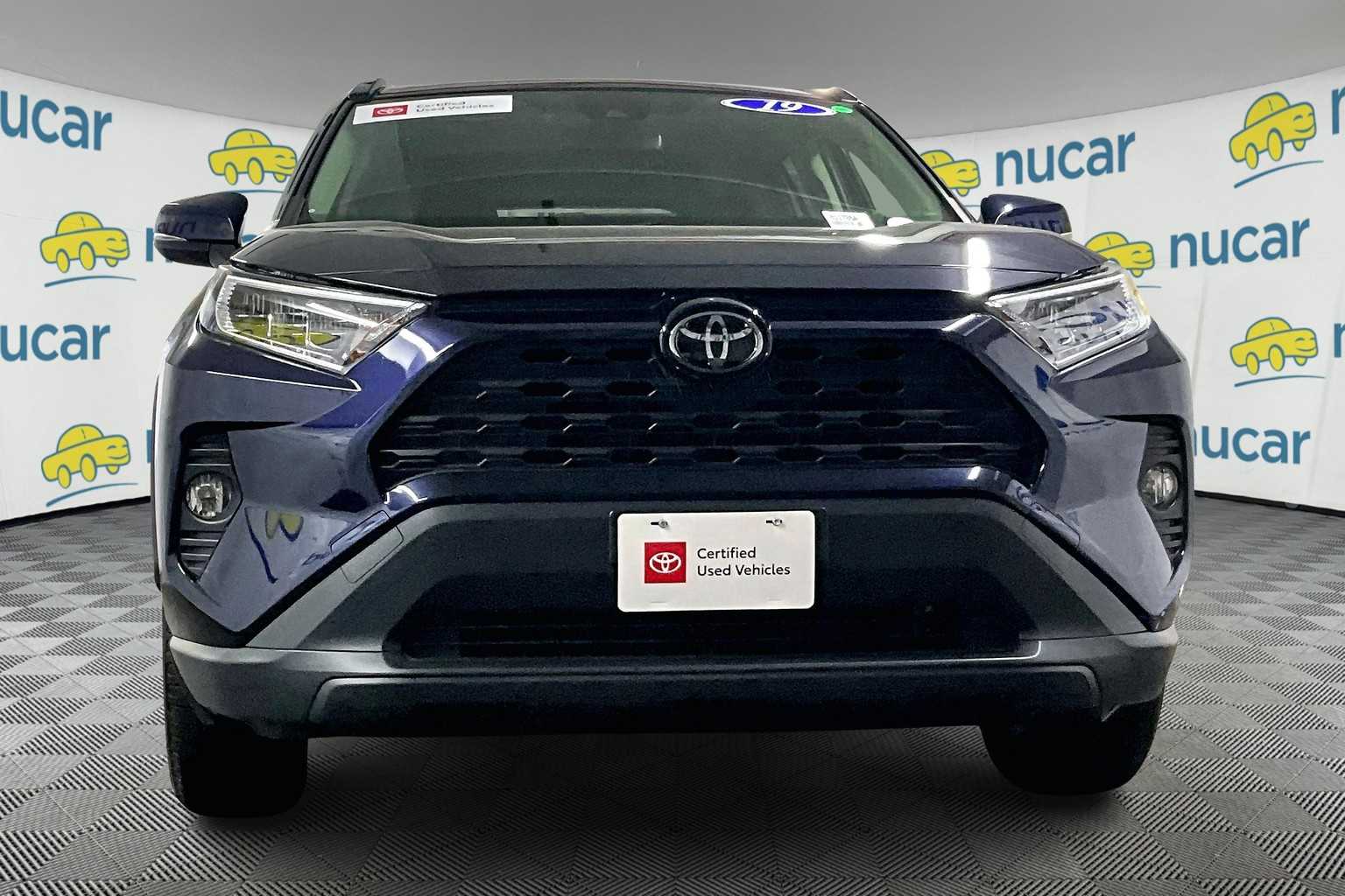 2019 Toyota RAV4 XLE - Photo 2