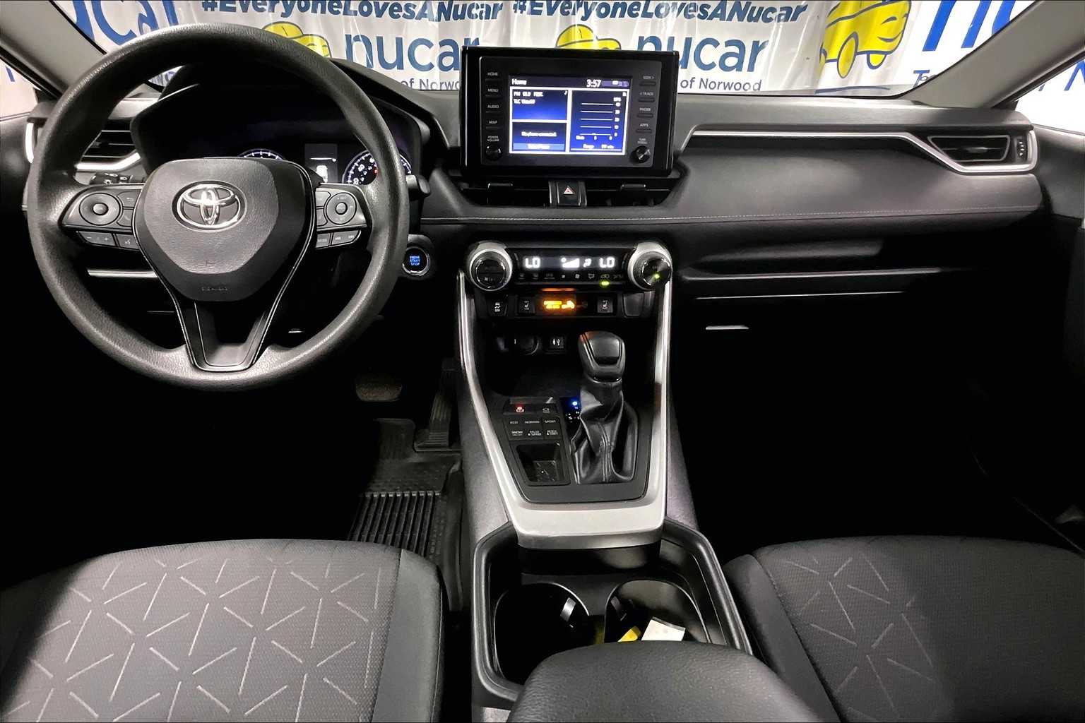 2019 Toyota RAV4 XLE - Photo 21