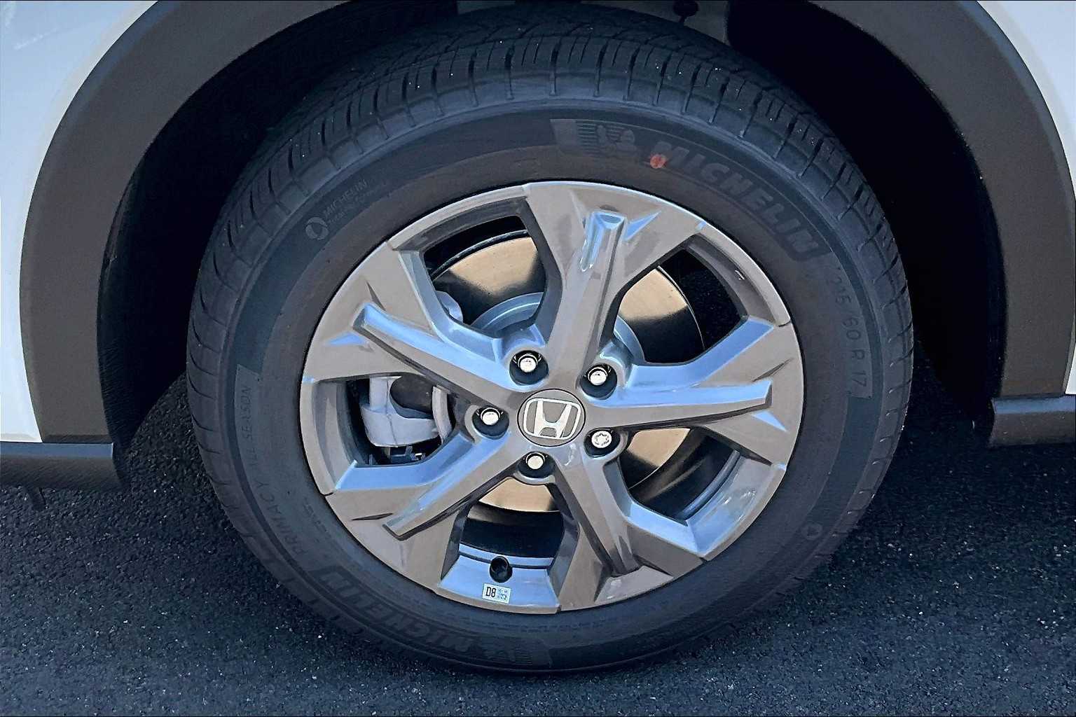 2026 Honda HR-V LX - Photo 8