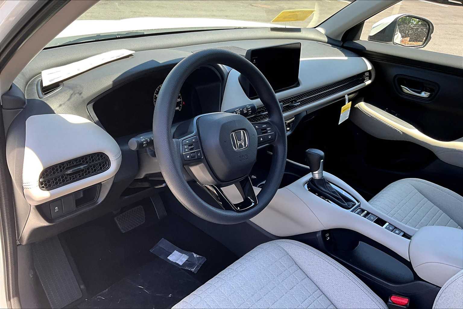 2026 Honda HR-V LX - Photo 9