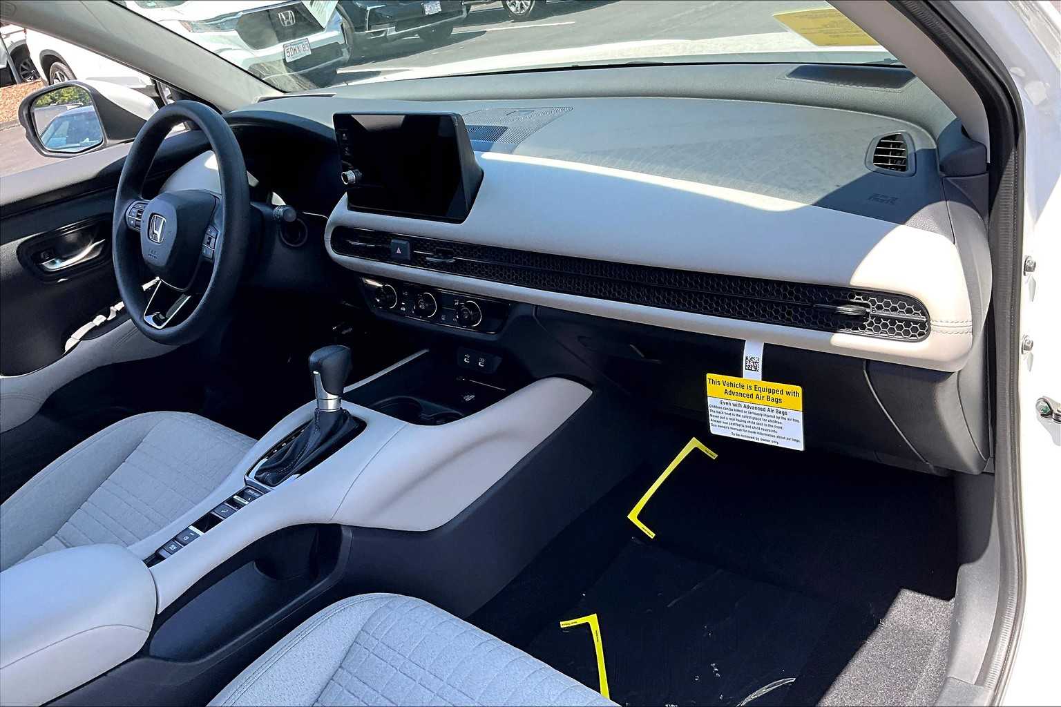 2026 Honda HR-V LX - Photo 10