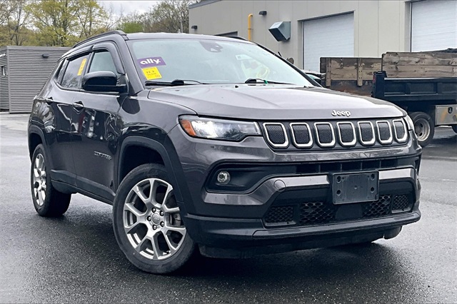2022 Jeep Compass Latitude Lux