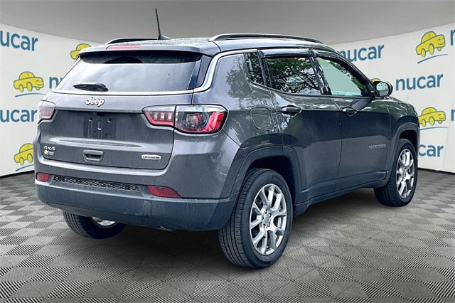 2022 Jeep Compass Latitude Lux - Photo 13