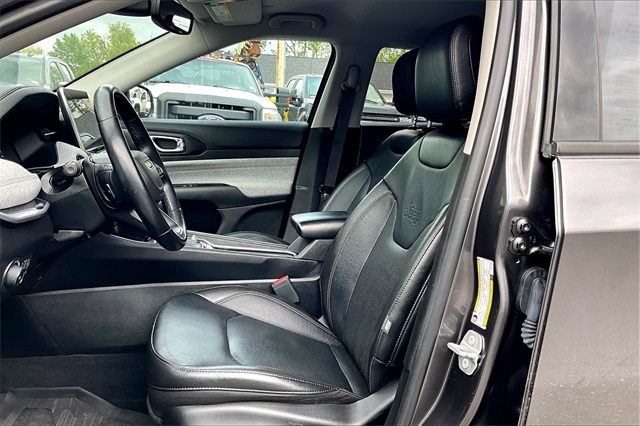 2022 Jeep Compass Latitude Lux - Photo 20
