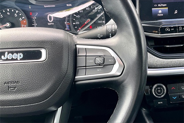 2022 Jeep Compass Latitude Lux - Photo 24