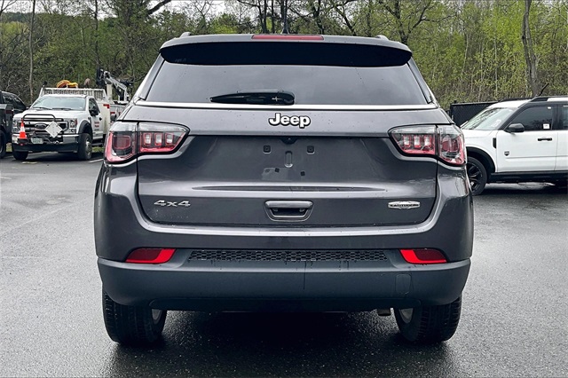 2022 Jeep Compass Latitude Lux - Photo 5