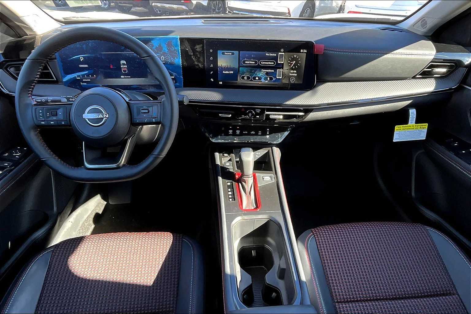 2025 Nissan Kicks SR - Photo 12