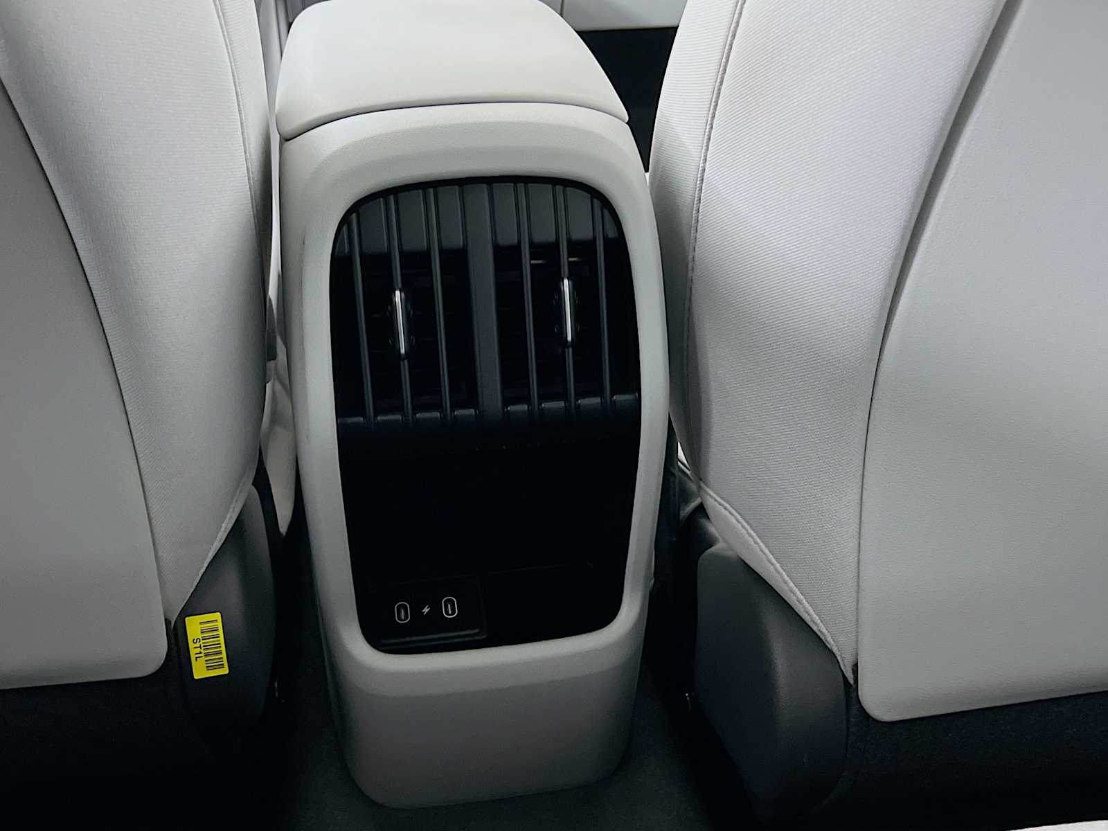 2025 Hyundai Kona SEL Convenience - Photo 15