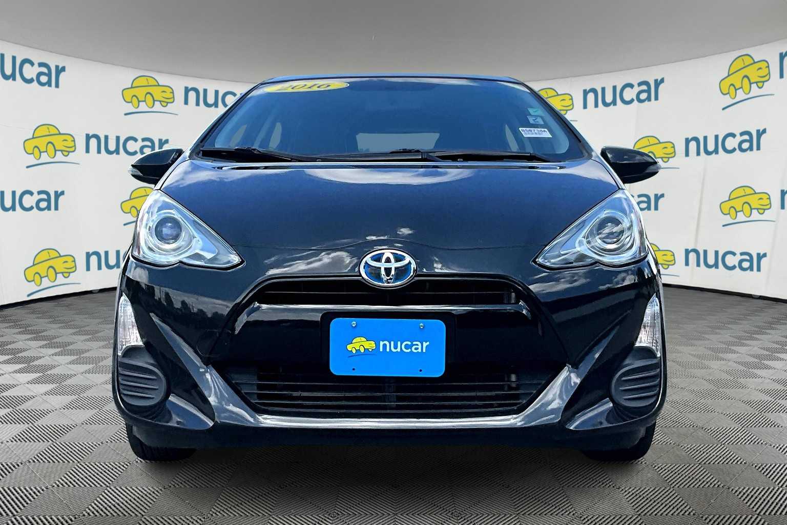 2016 Toyota Prius c Persona Series - Photo 3