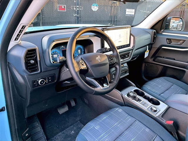 2025 Ford Bronco Sport Heritage - Photo 7