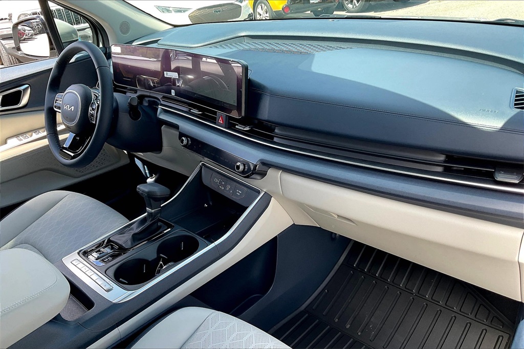 2026 Kia Carnival EX - Photo 10