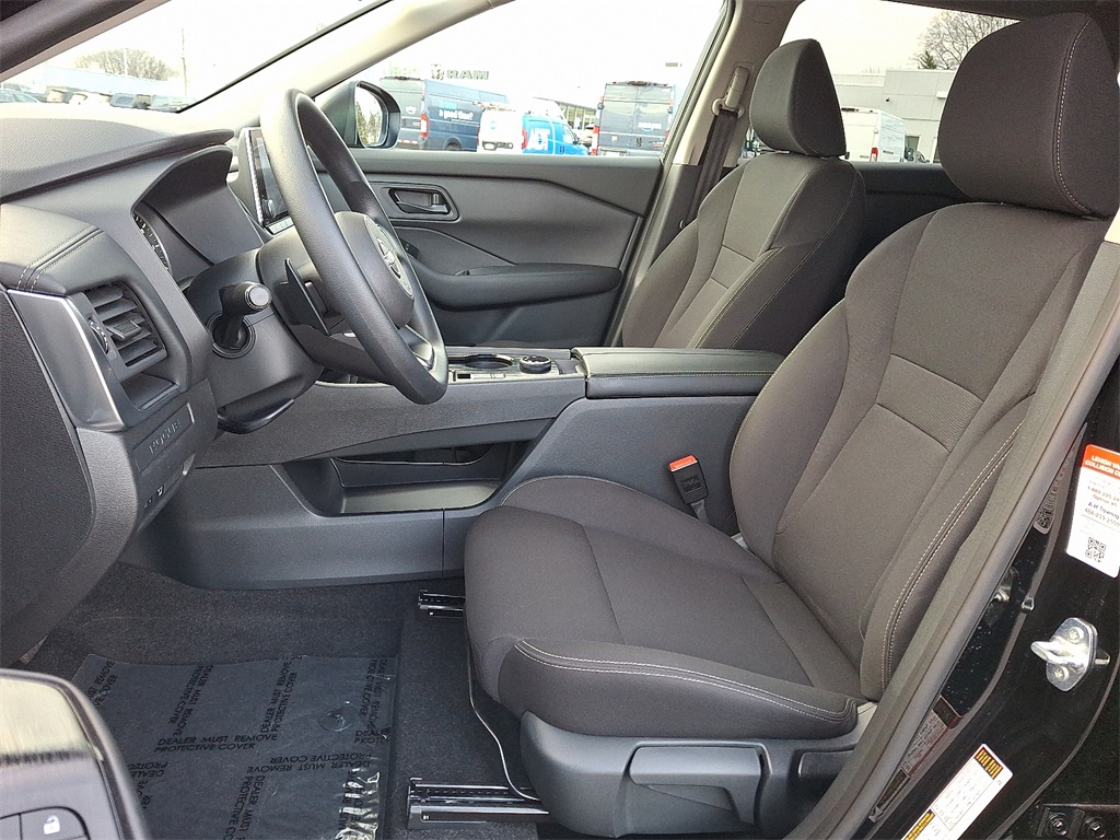 2024 Nissan Rogue S - Photo 15