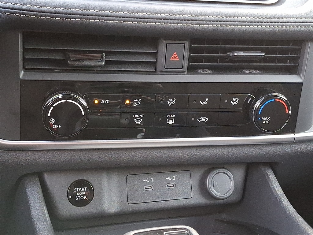 2024 Nissan Rogue S - Photo 17