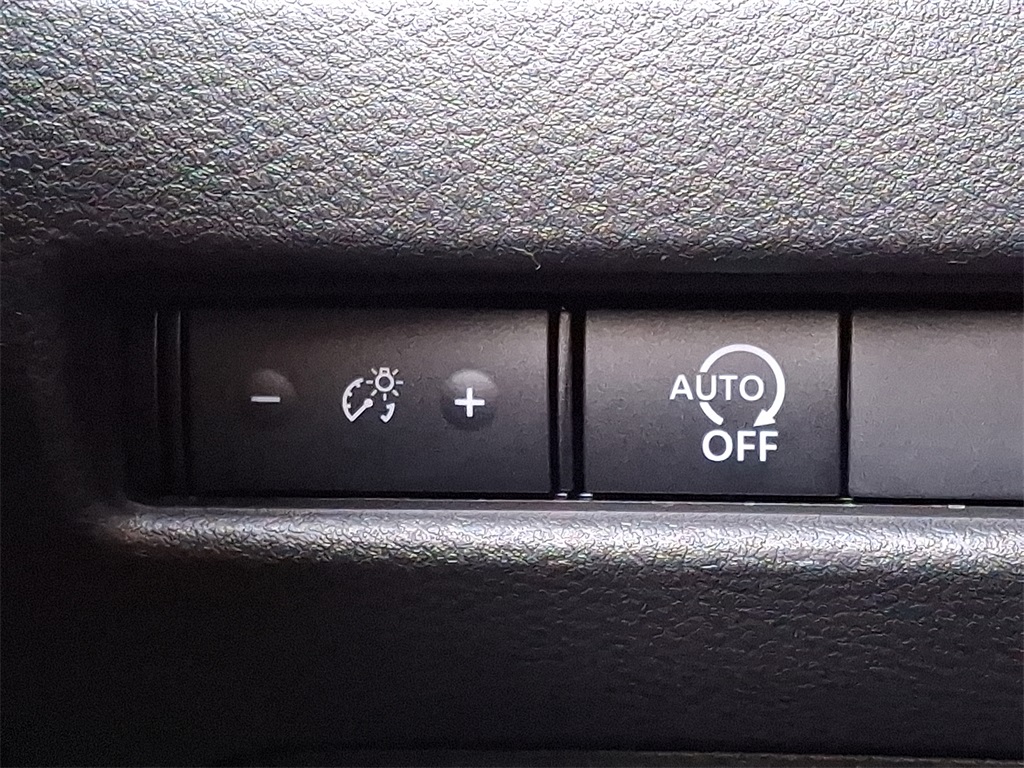 2024 Nissan Rogue S - Photo 25