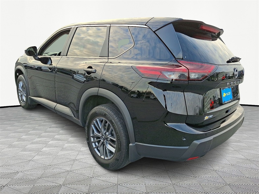 2024 Nissan Rogue S - Photo 5