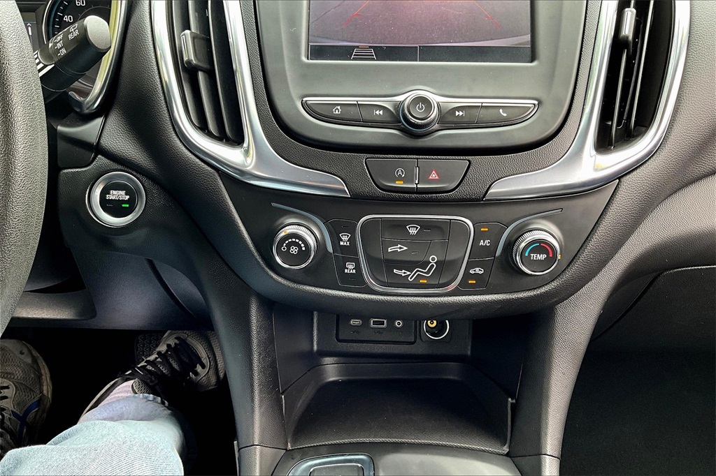 2023 Chevrolet Equinox LT - Photo 25