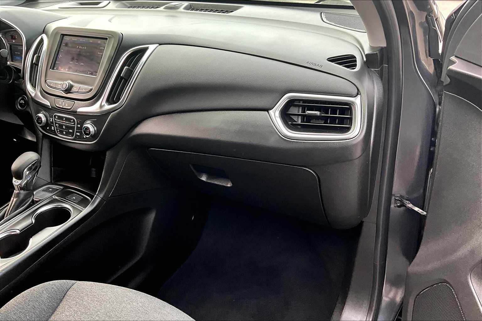 2022 Chevrolet Equinox LT - Photo 13