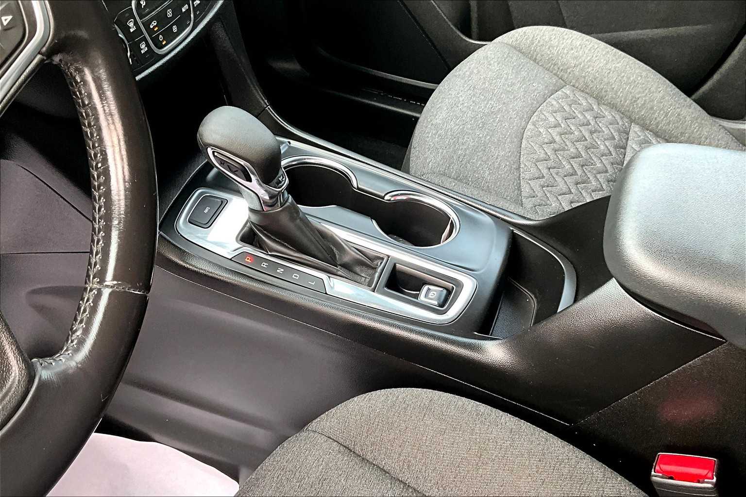 2022 Chevrolet Equinox LT - Photo 20