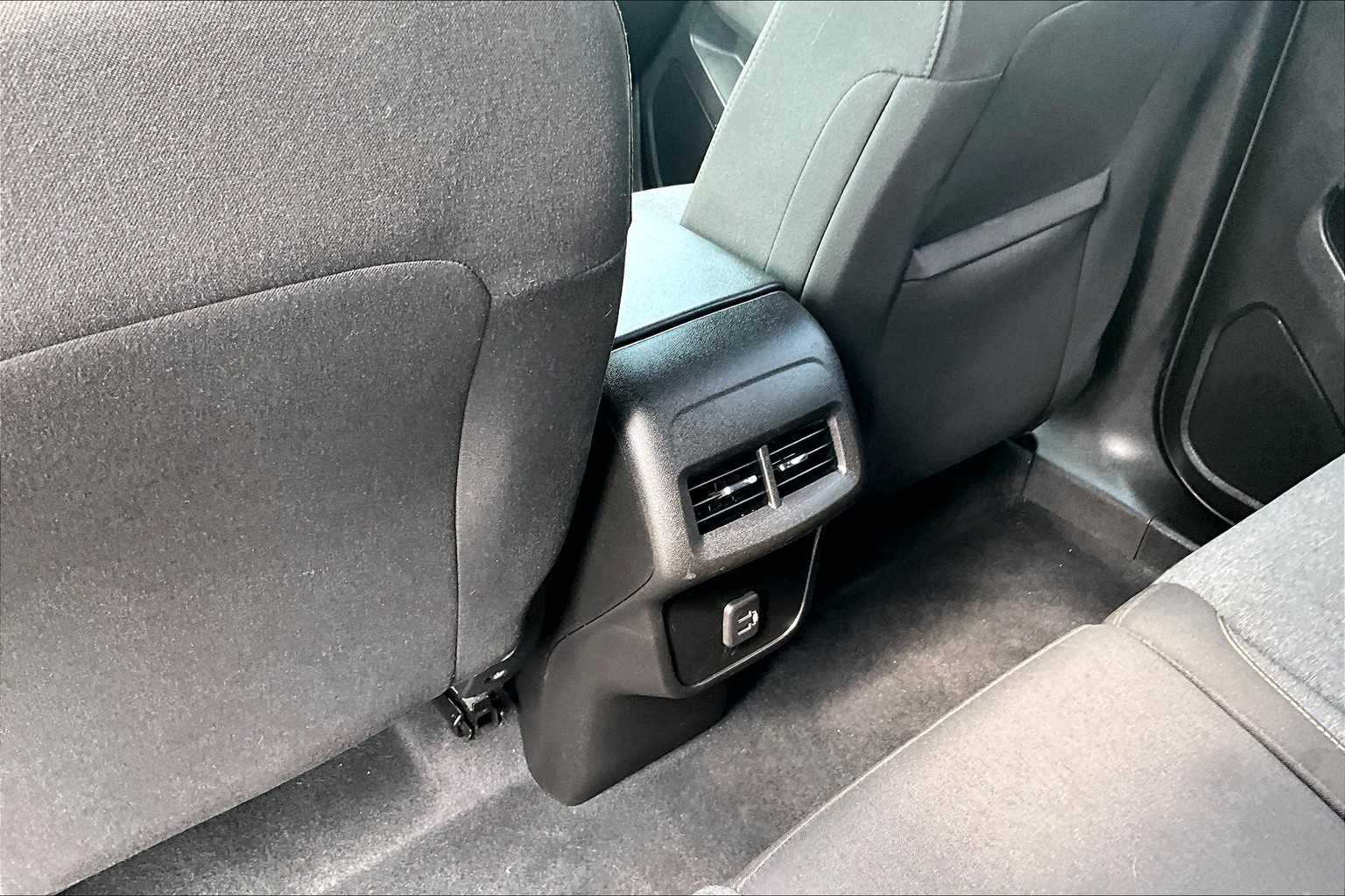 2022 Chevrolet Equinox LT - Photo 25