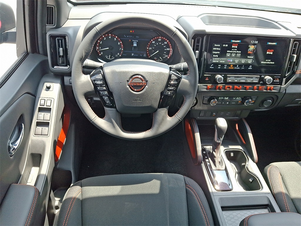 2025 Nissan Frontier PRO-4X - Photo 6