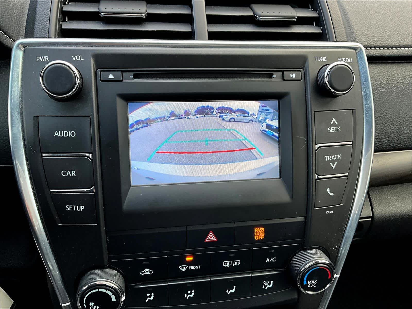 2016 Toyota Camry LE - Photo 19