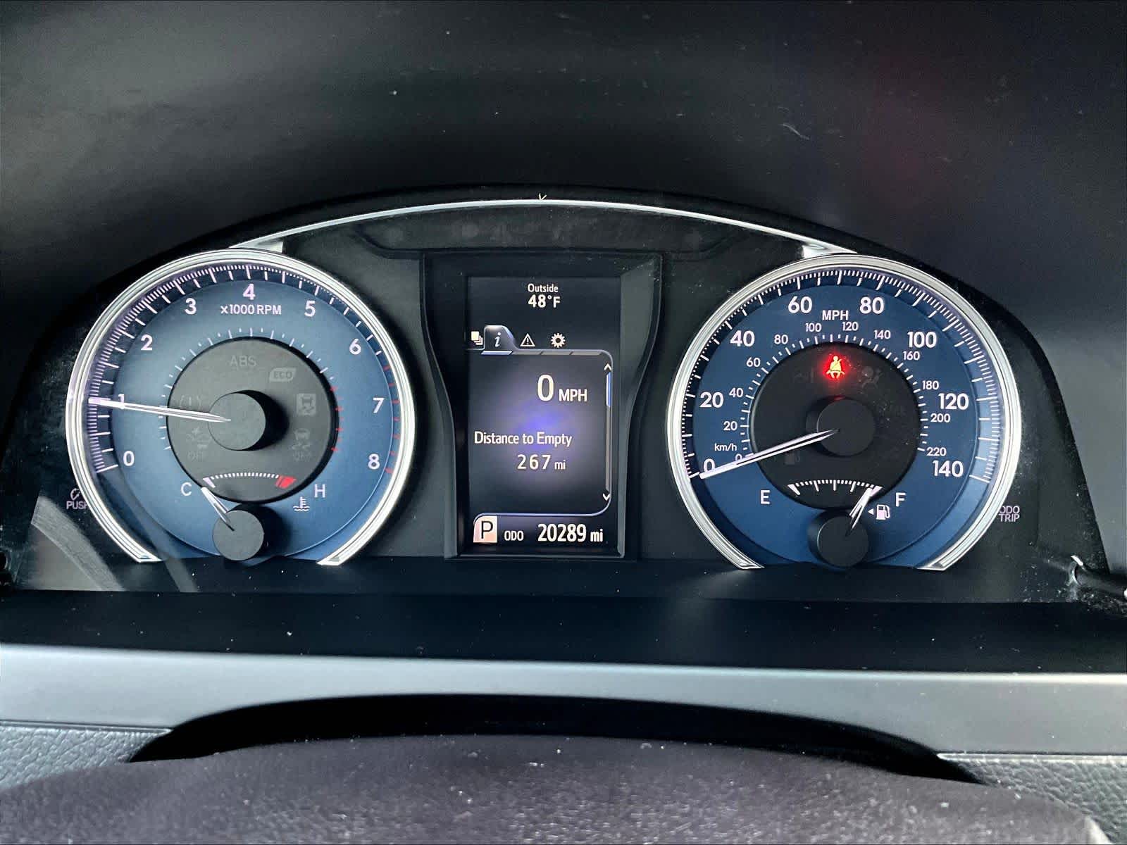 2016 Toyota Camry LE - Photo 24