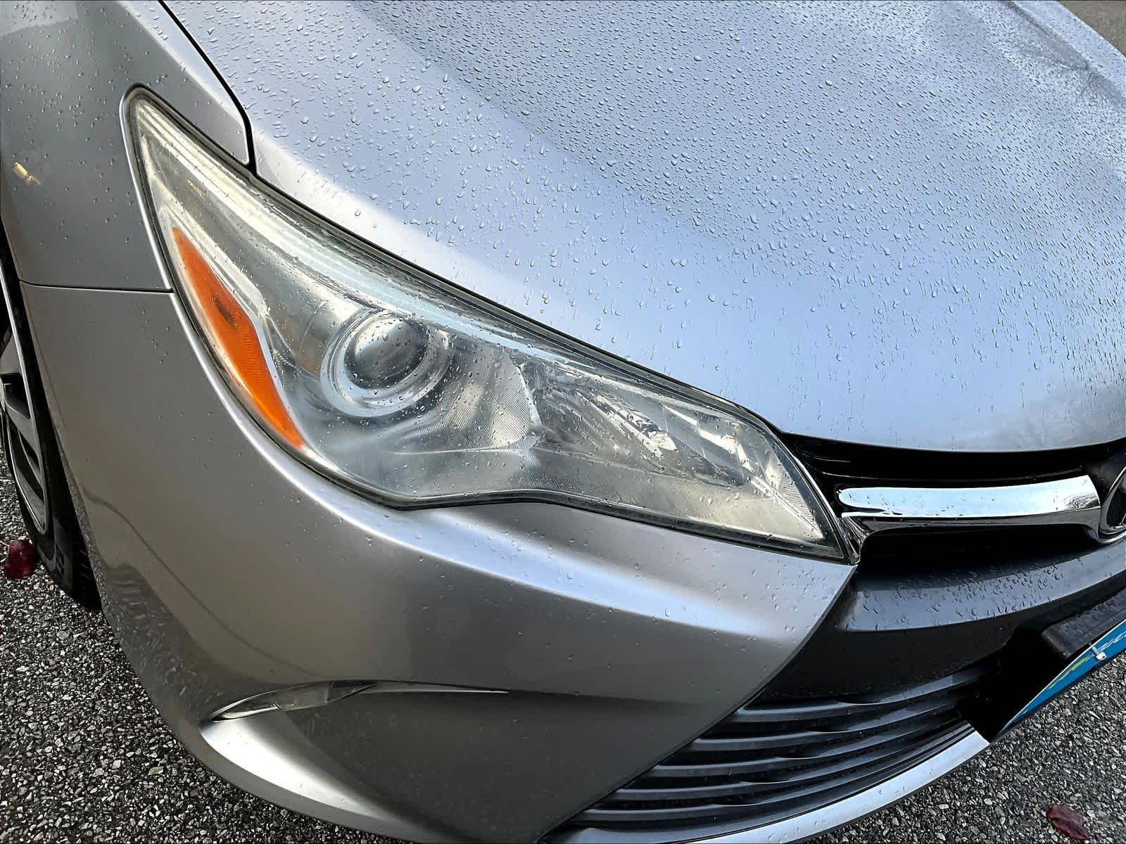 2016 Toyota Camry LE - Photo 32